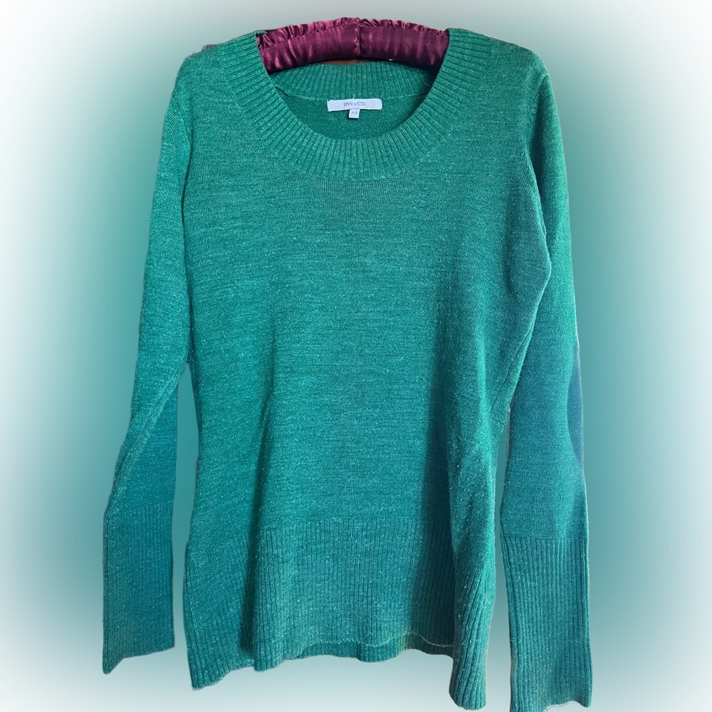RW & Co green sweater